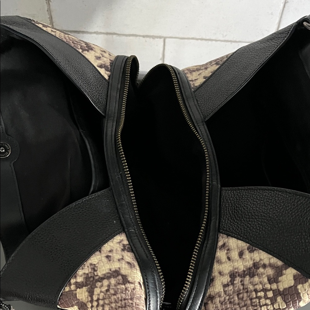 Coach Black Pebbled Leather Shoulder Bag with Snake-Print Sides - Picture 4 of 8